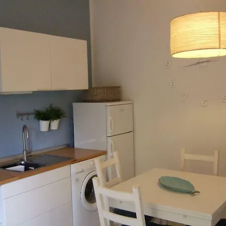 Apartment Bilocale A 40 Mt. Dalla Circondato Dalla Pineta
