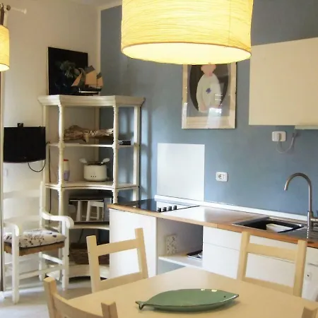 Bilocale A 40 Mt. Dalla Circondato Dalla Pineta Apartment *